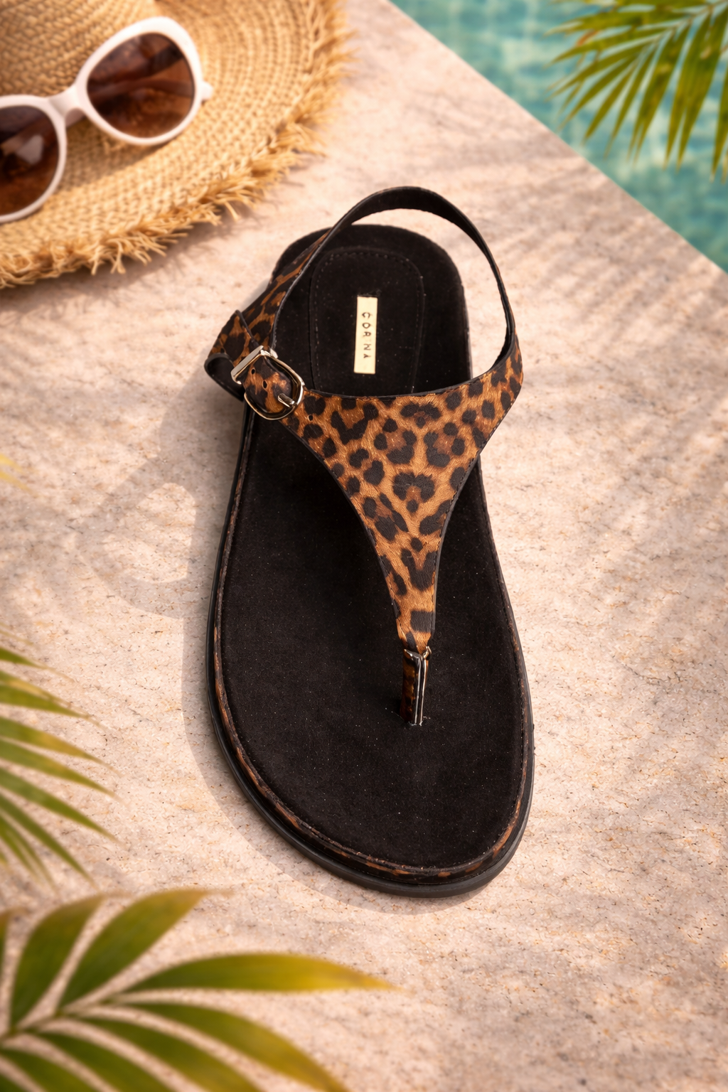 сандали с леопардов принт