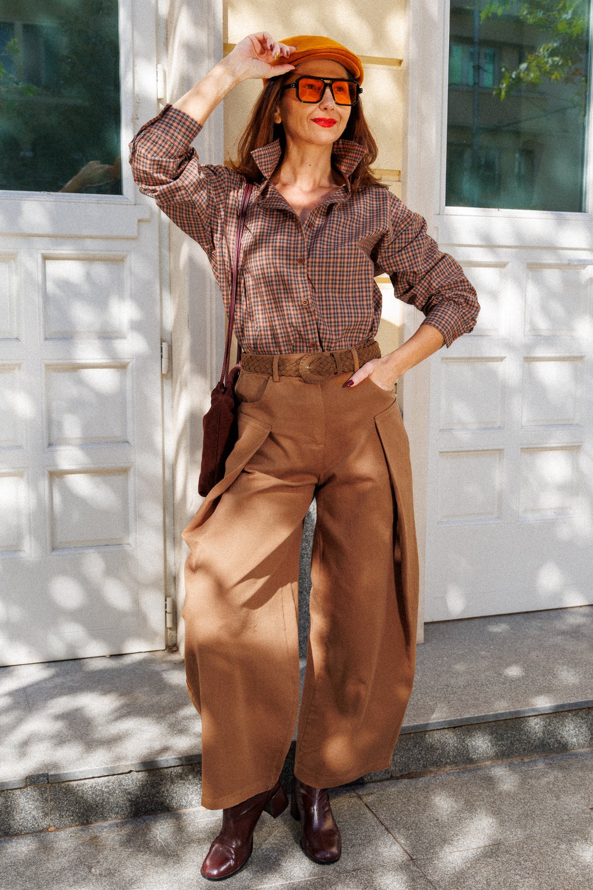 Cotton denim trousers in a warm caramel shade with a wide-leg cut