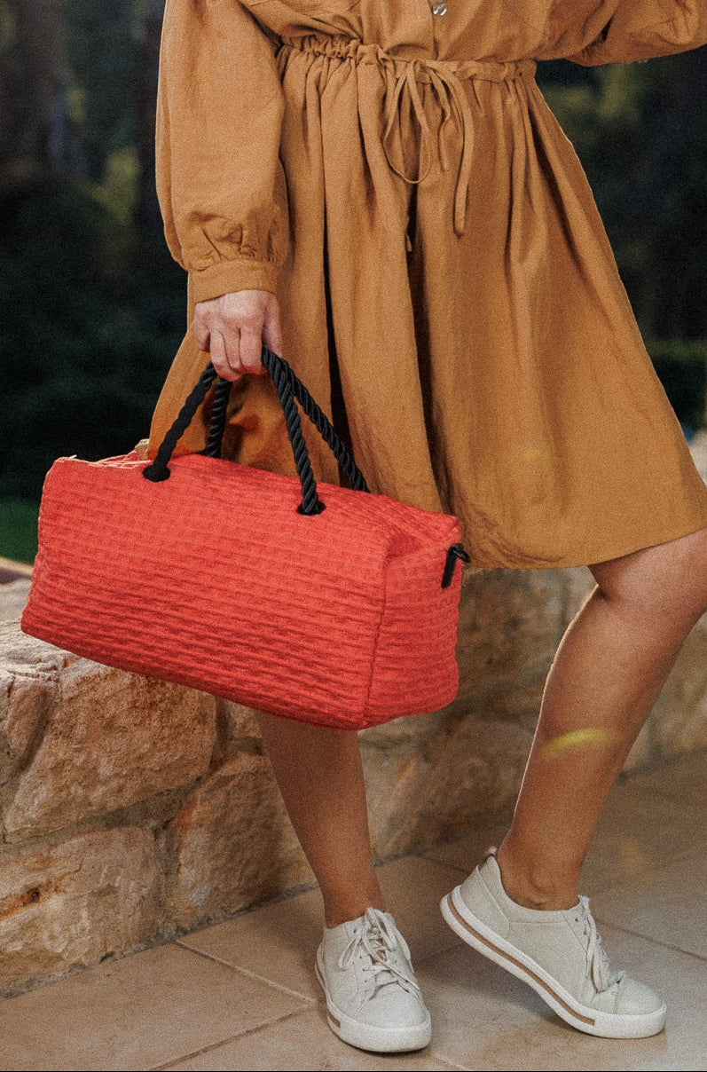 Текстилна чанта в красиво оранжево!