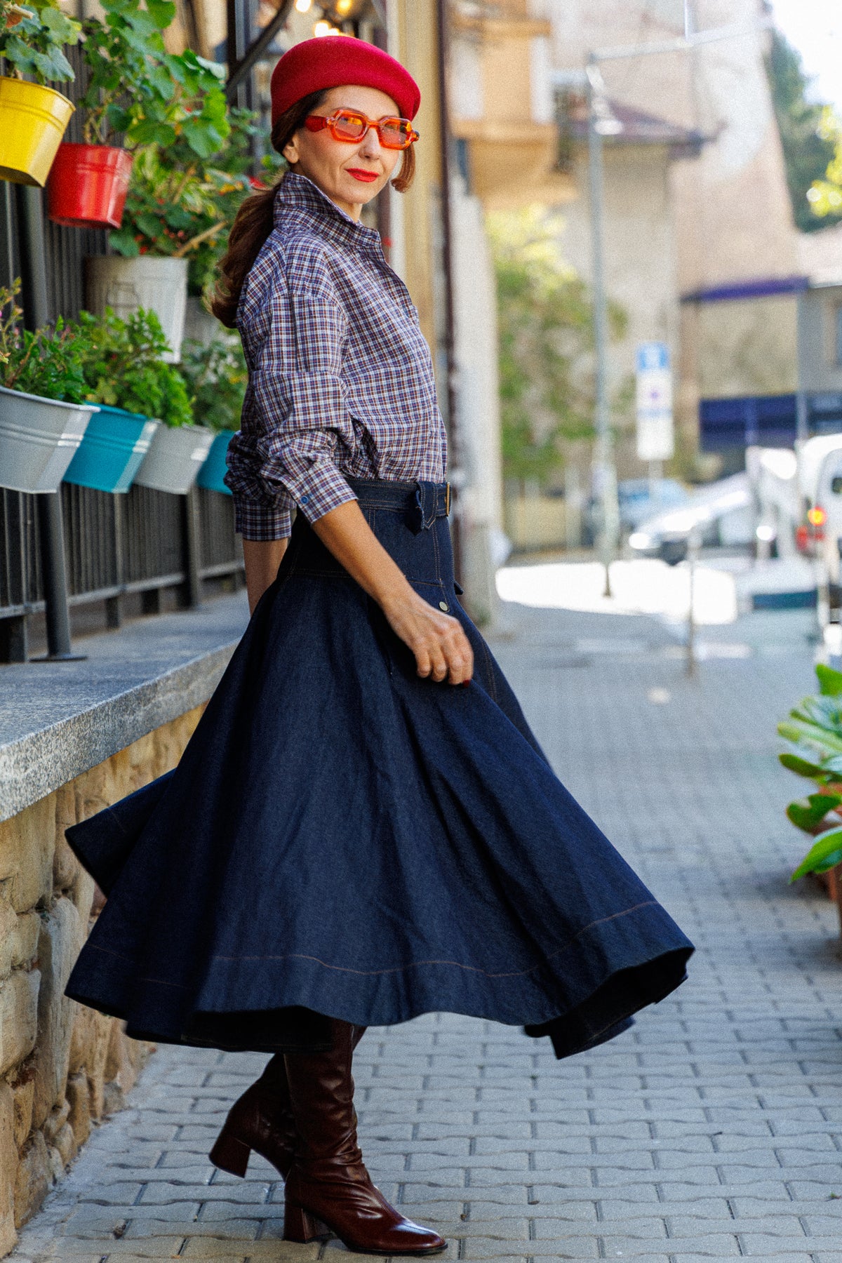 Premium Denim skirt with a belt and statement pockets