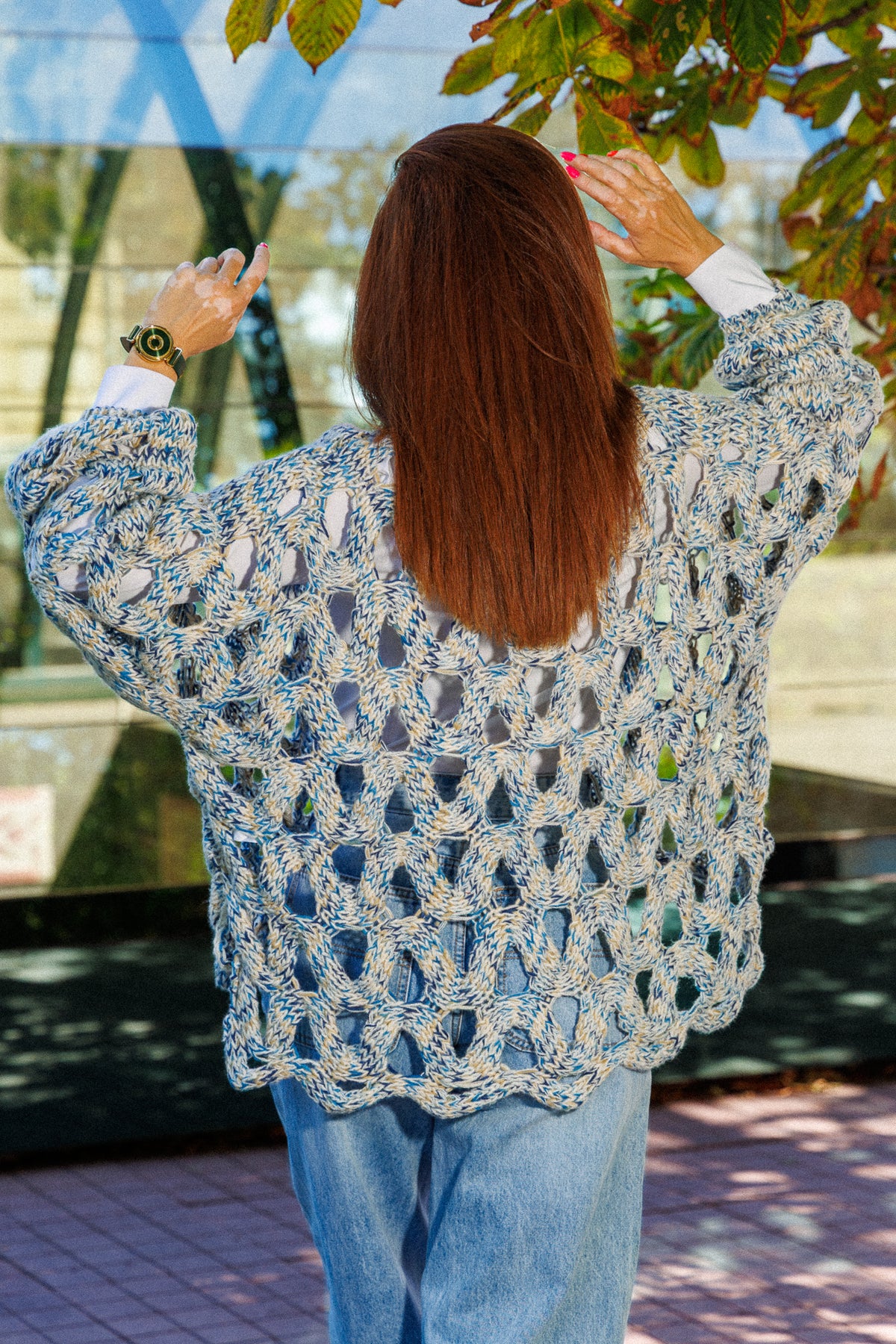 Блуза от едра плетка oversize с асиметрична дължина