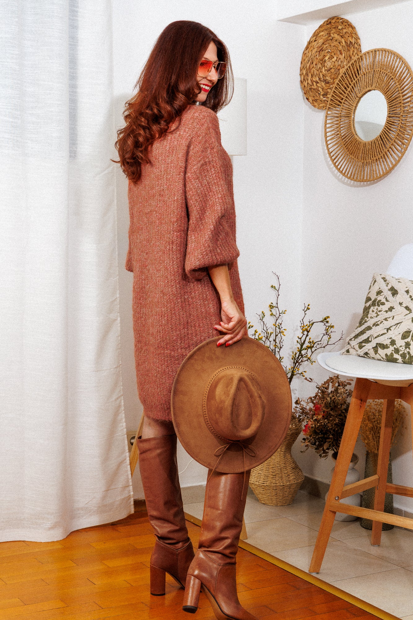 The knitted dress in brick-orange color!