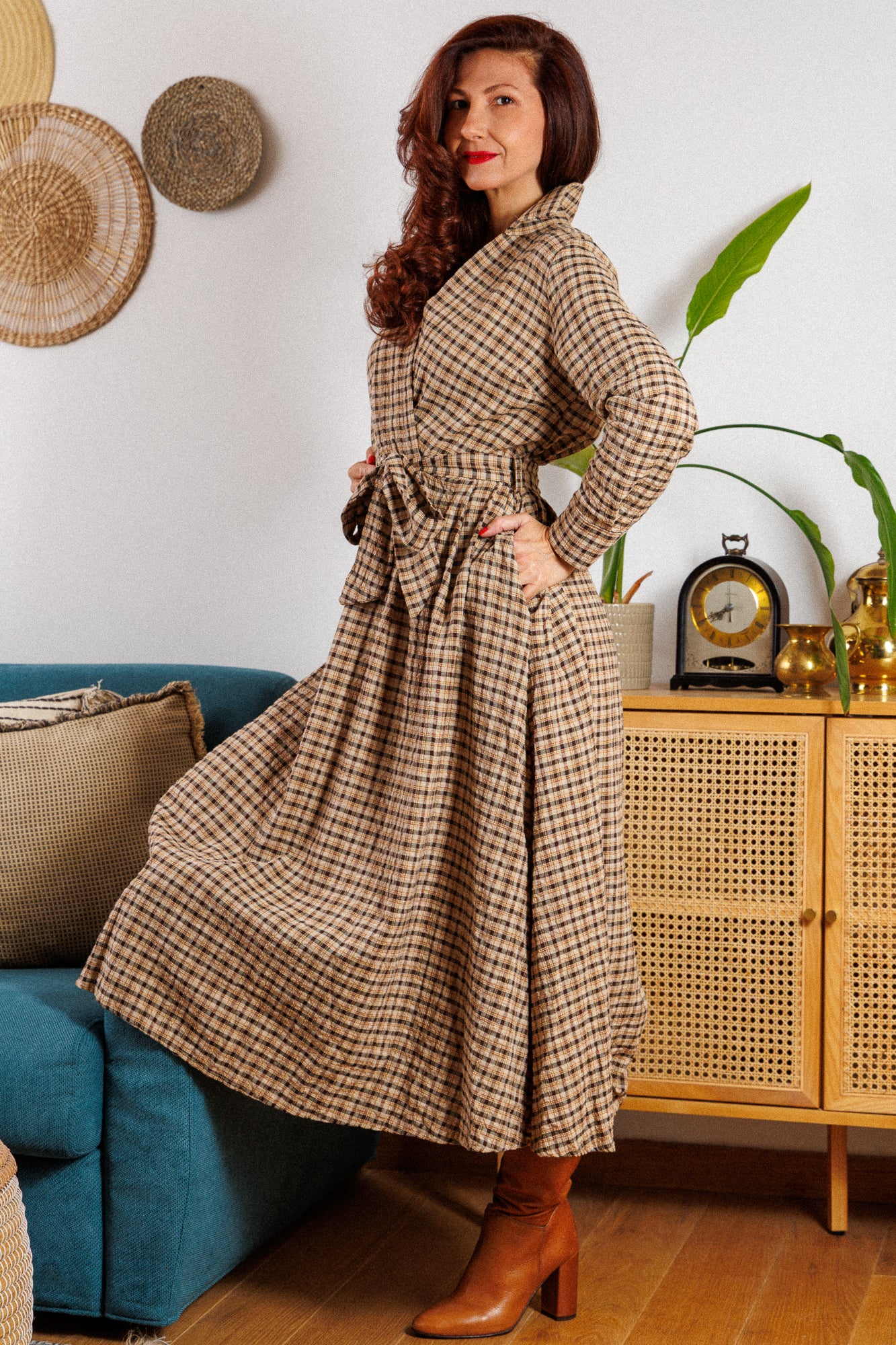 A hug-me dress in a beautiful plaid!