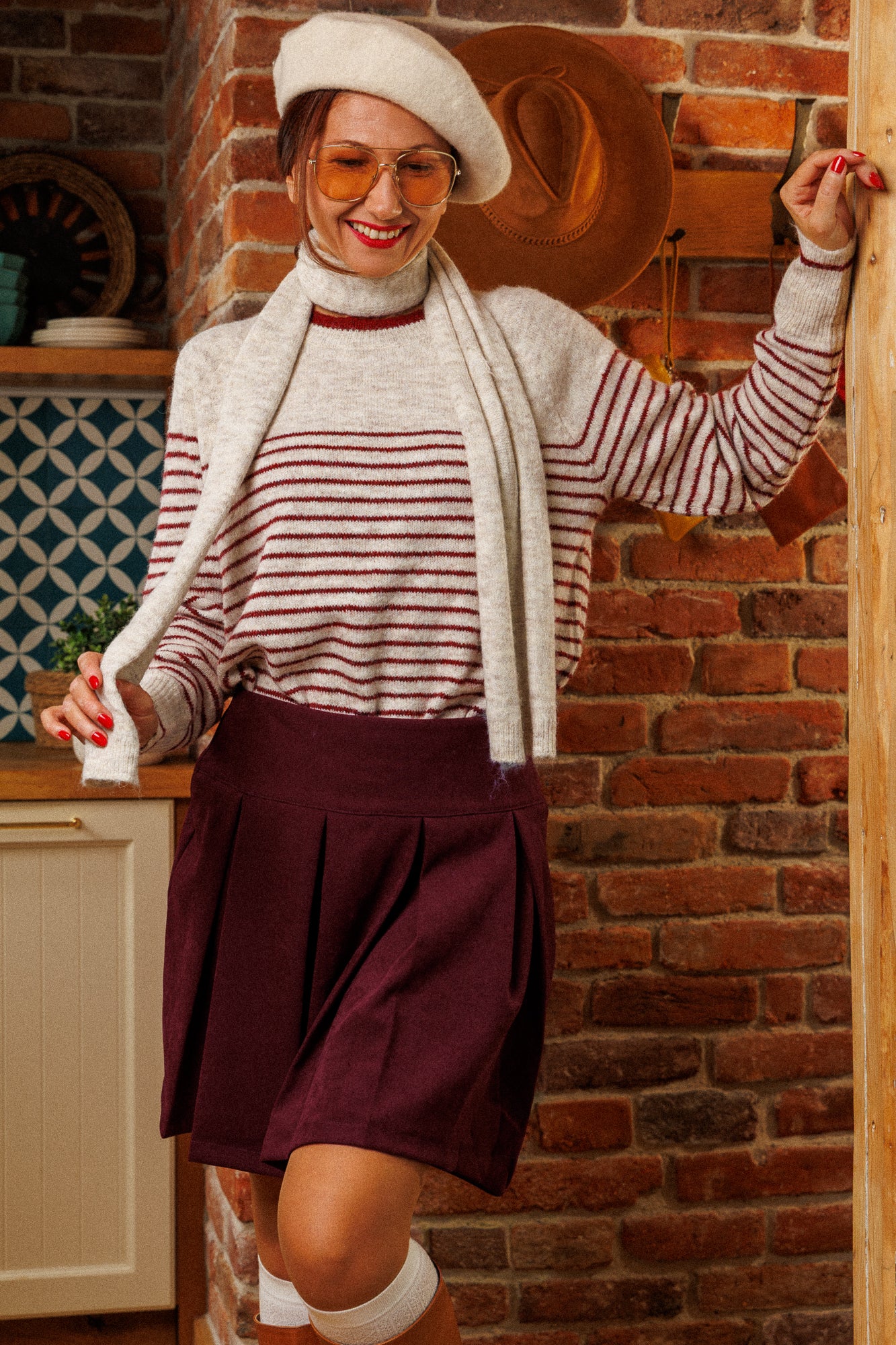 Puloverul super fermecător cu eșarfă!