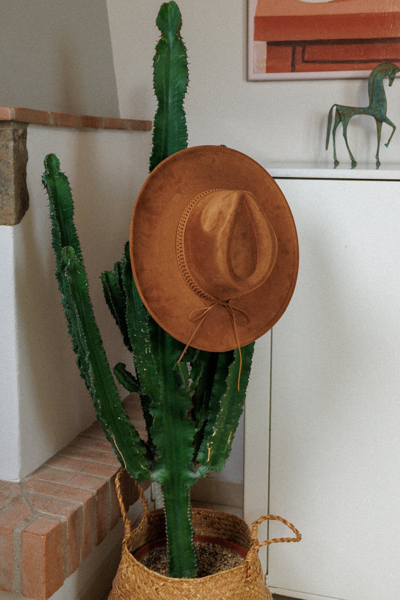 Шапка с периферия Light Brown!