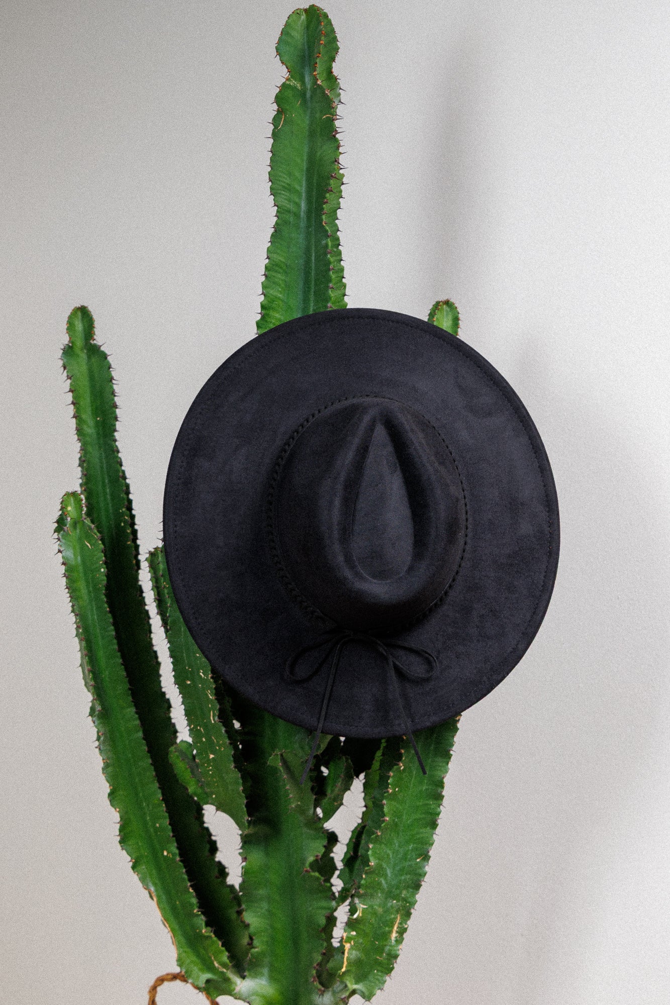 Шапка с периферия Black!