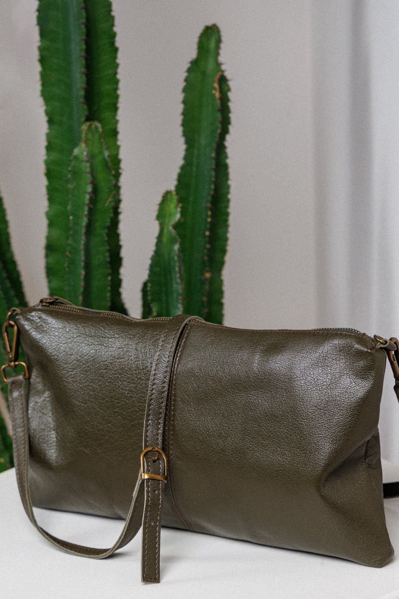 Geantă de mână din piele, verde!