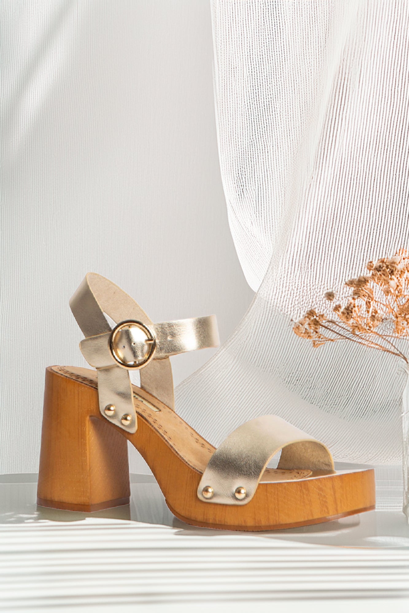 Сандали с платформа Lovely Summer