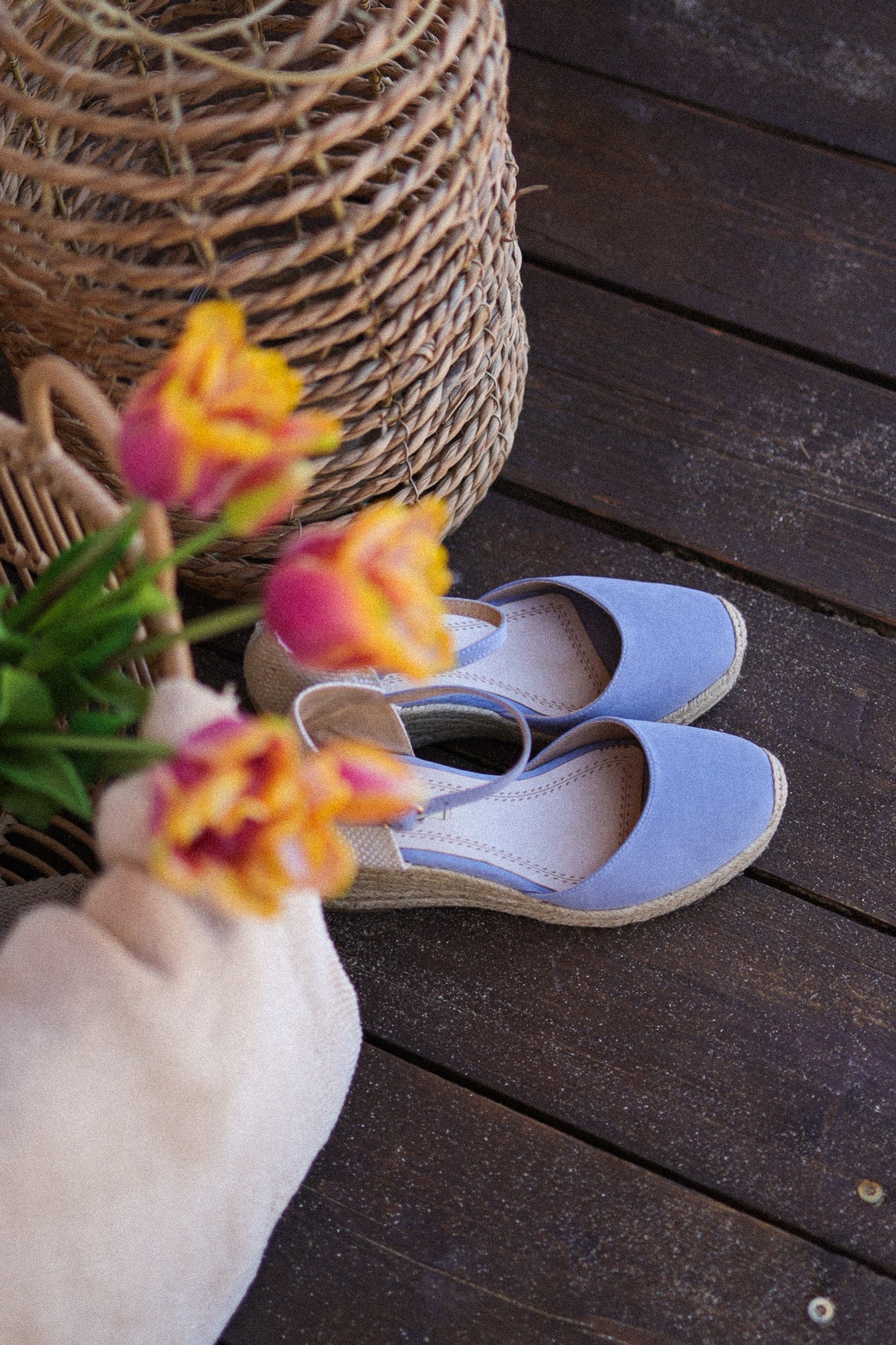 Happy Shoes, Happy Summer