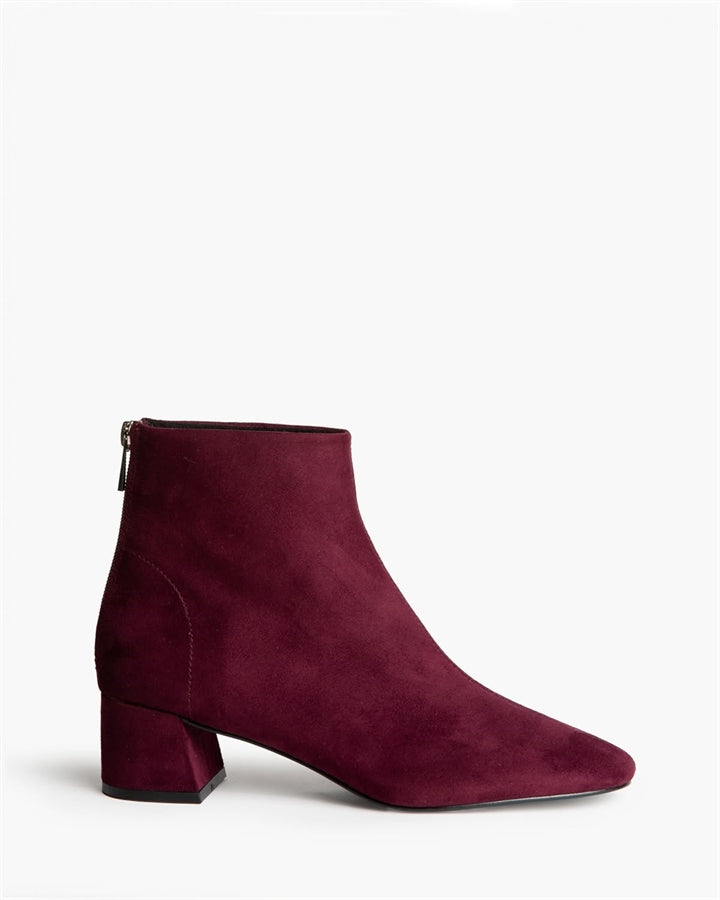 Боти Burgundy