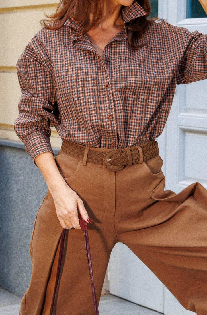 Belt with a velvet textile finish and fabric-covered buckle