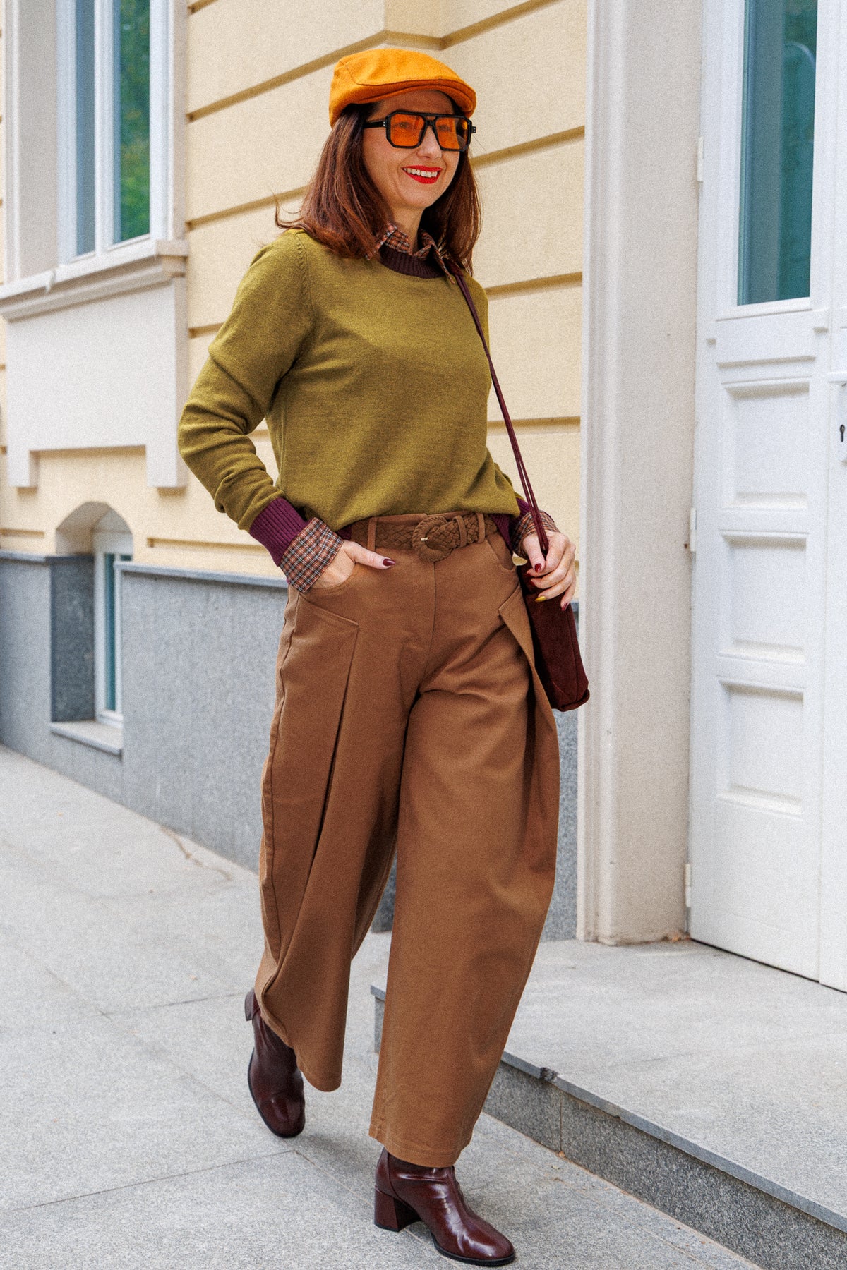 Cotton denim trousers in a warm caramel shade with a wide-leg cut