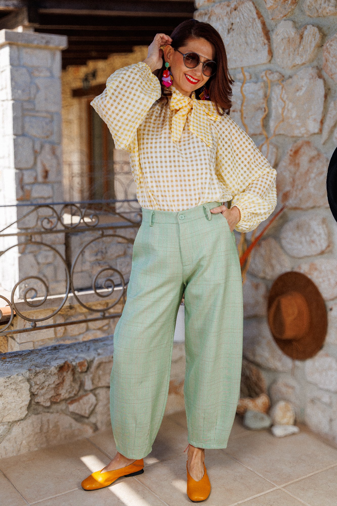 Панталонът в чудно зелено!