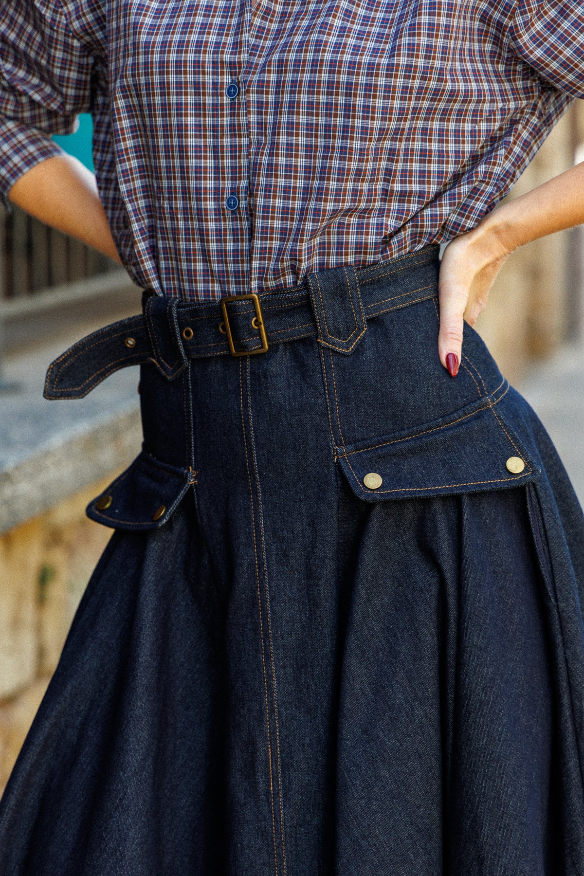 Premium Denim skirt with a belt and statement pockets