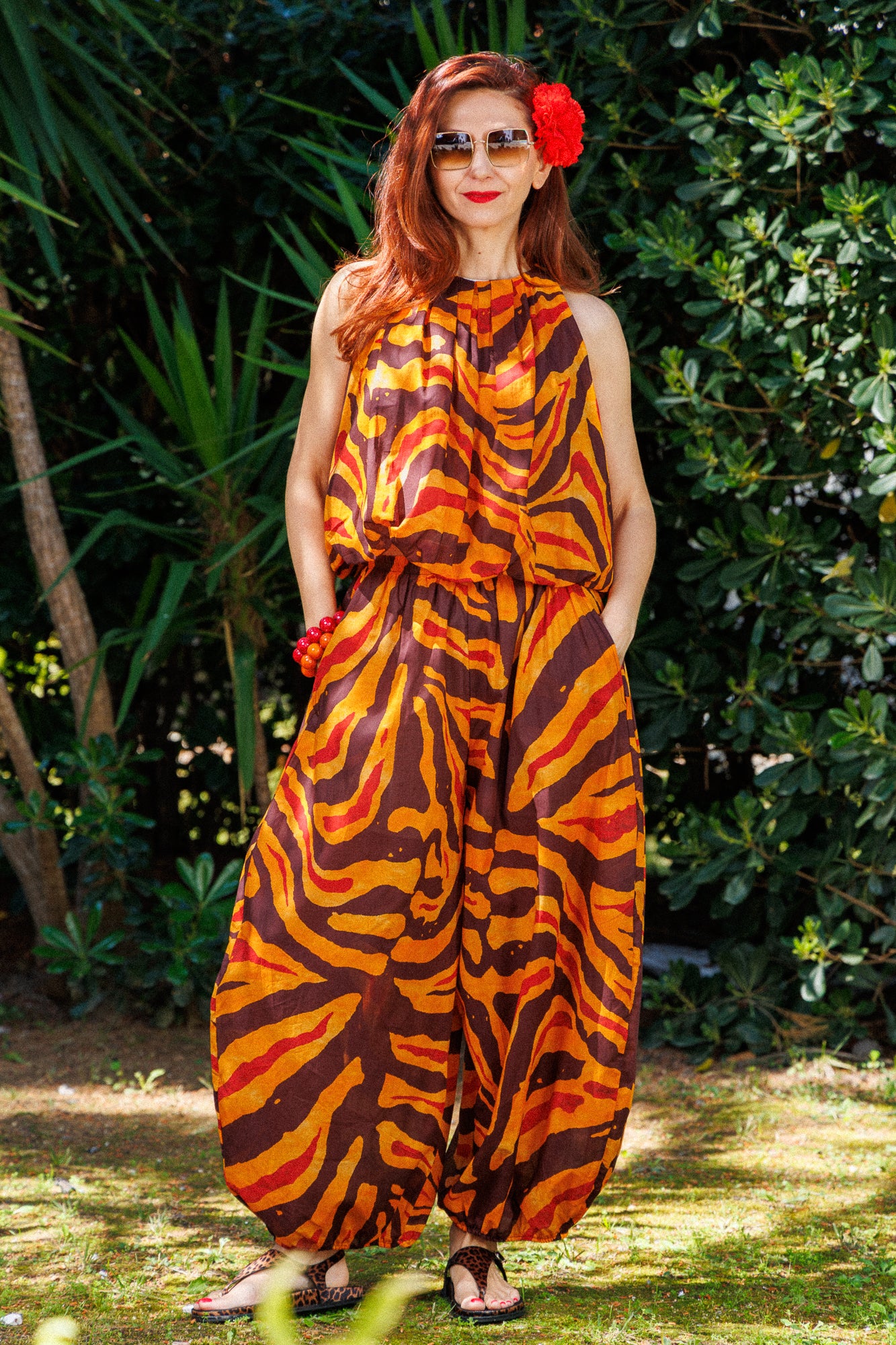 Pantaloni largi cu imprimeu animalier