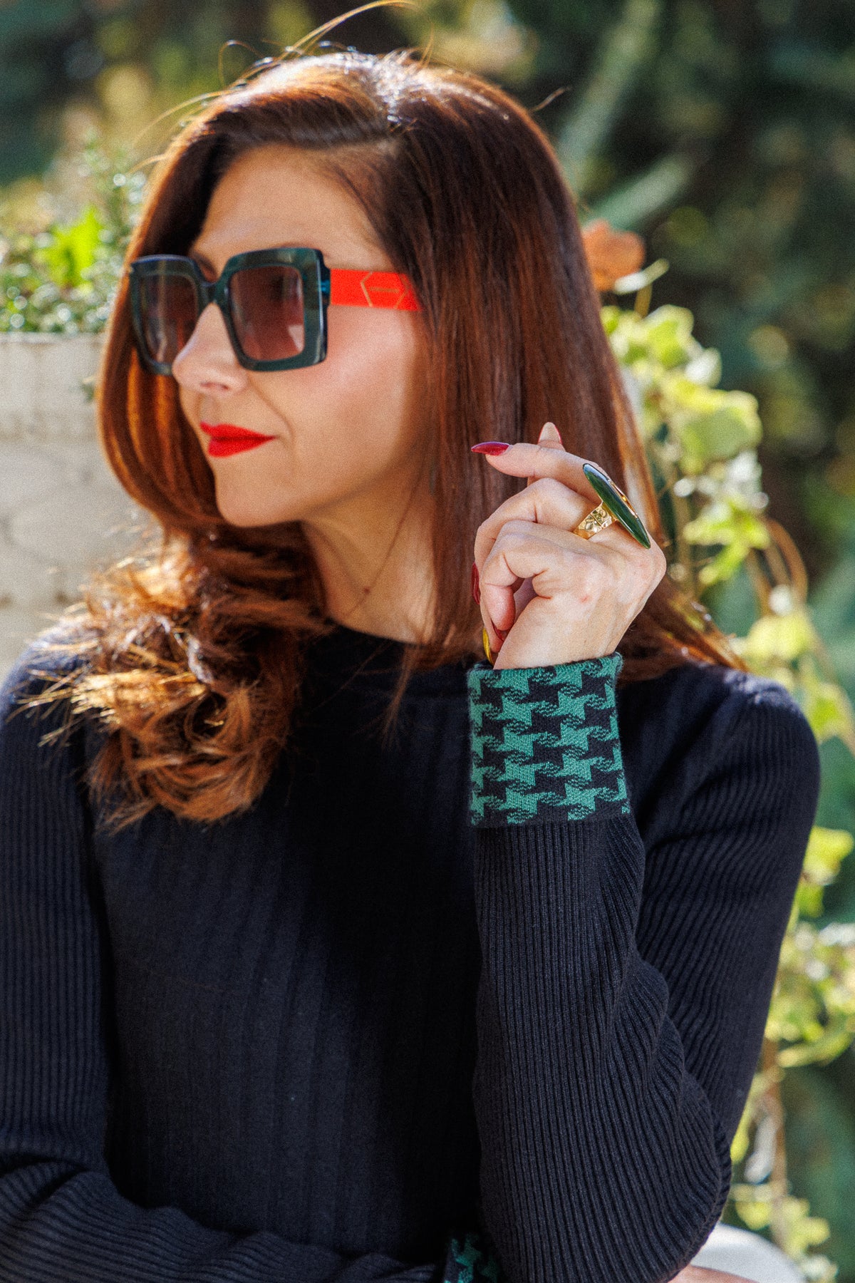 Viscose midi dress in black and green houndstooth pattern