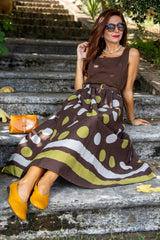 Frumoasa rochie cu buline!