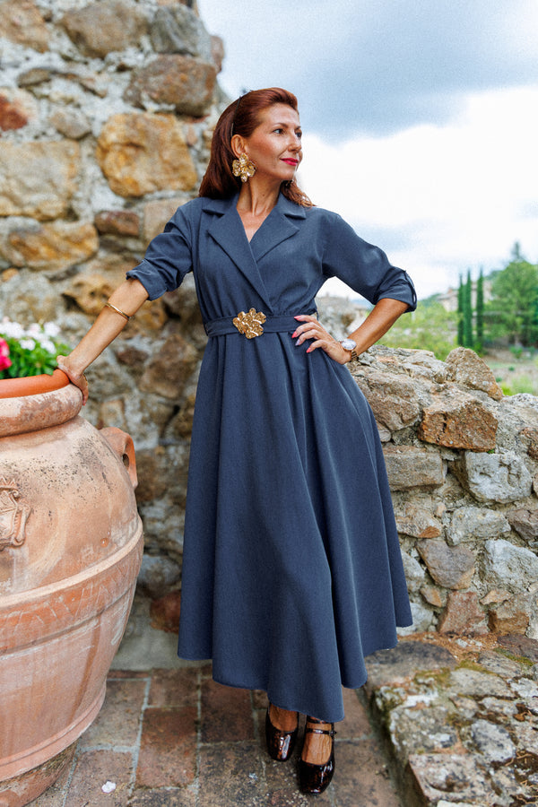 The dress with the beautiful golden buckle!