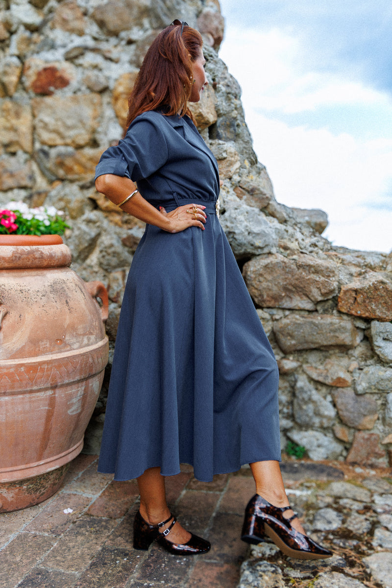 The dress with the beautiful golden buckle!