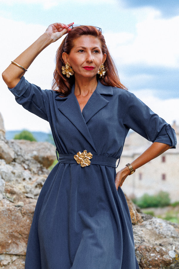 The dress with the beautiful golden buckle!