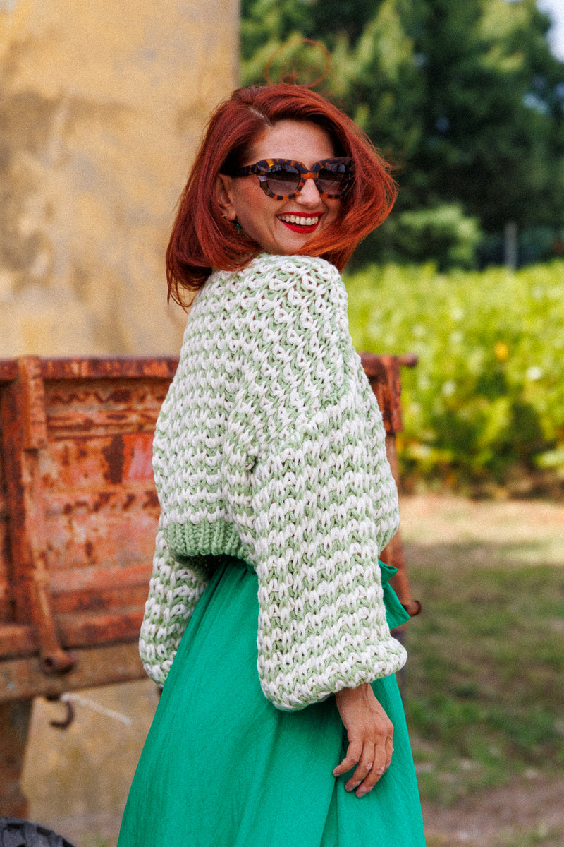 Greeny short voluminous vest