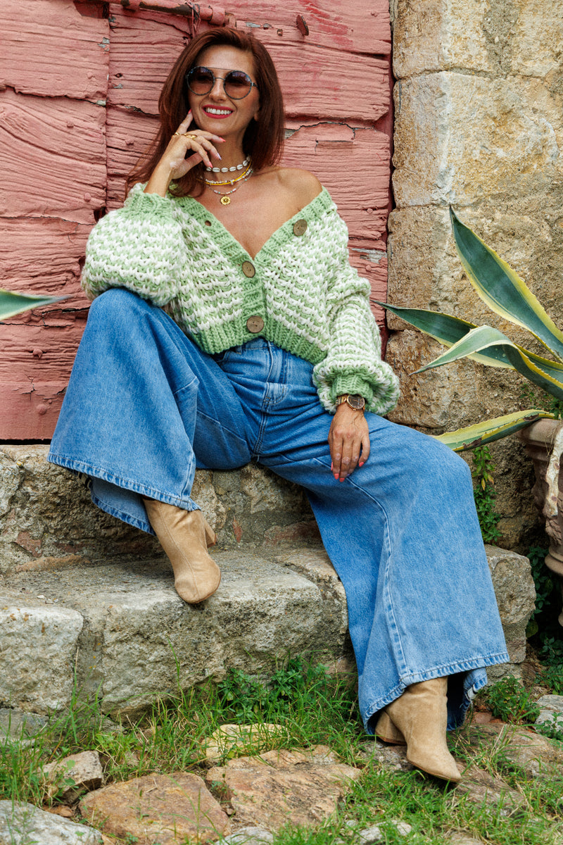 Greeny short voluminous vest