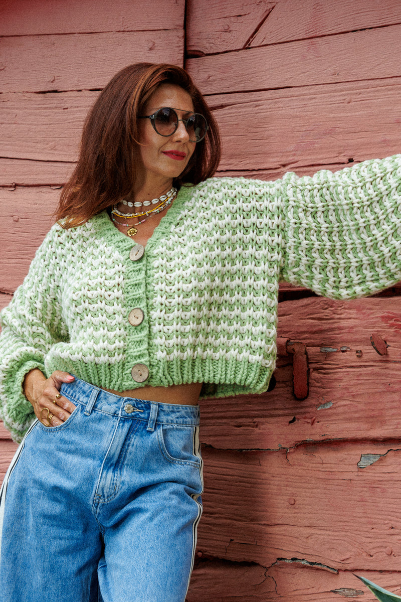 Greeny short voluminous vest