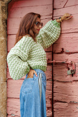 Greeny short voluminous vest