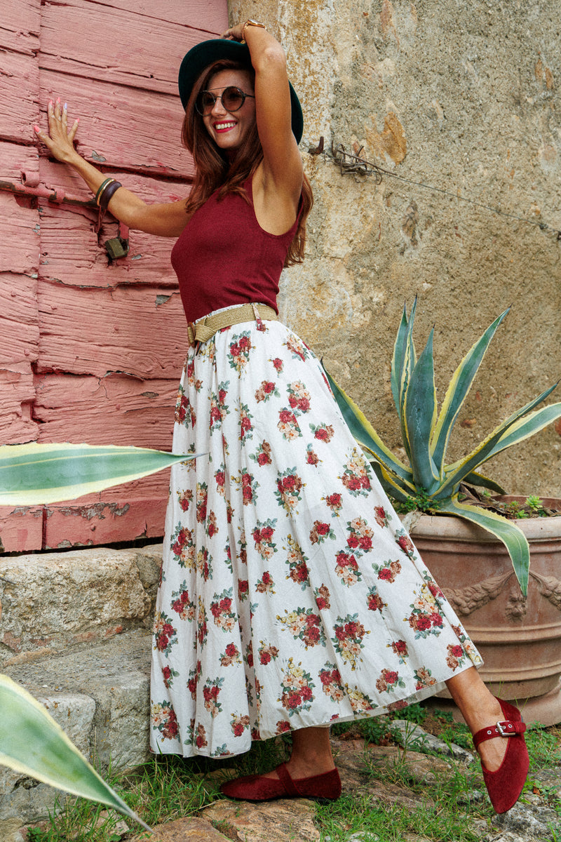 The flower skirt!
