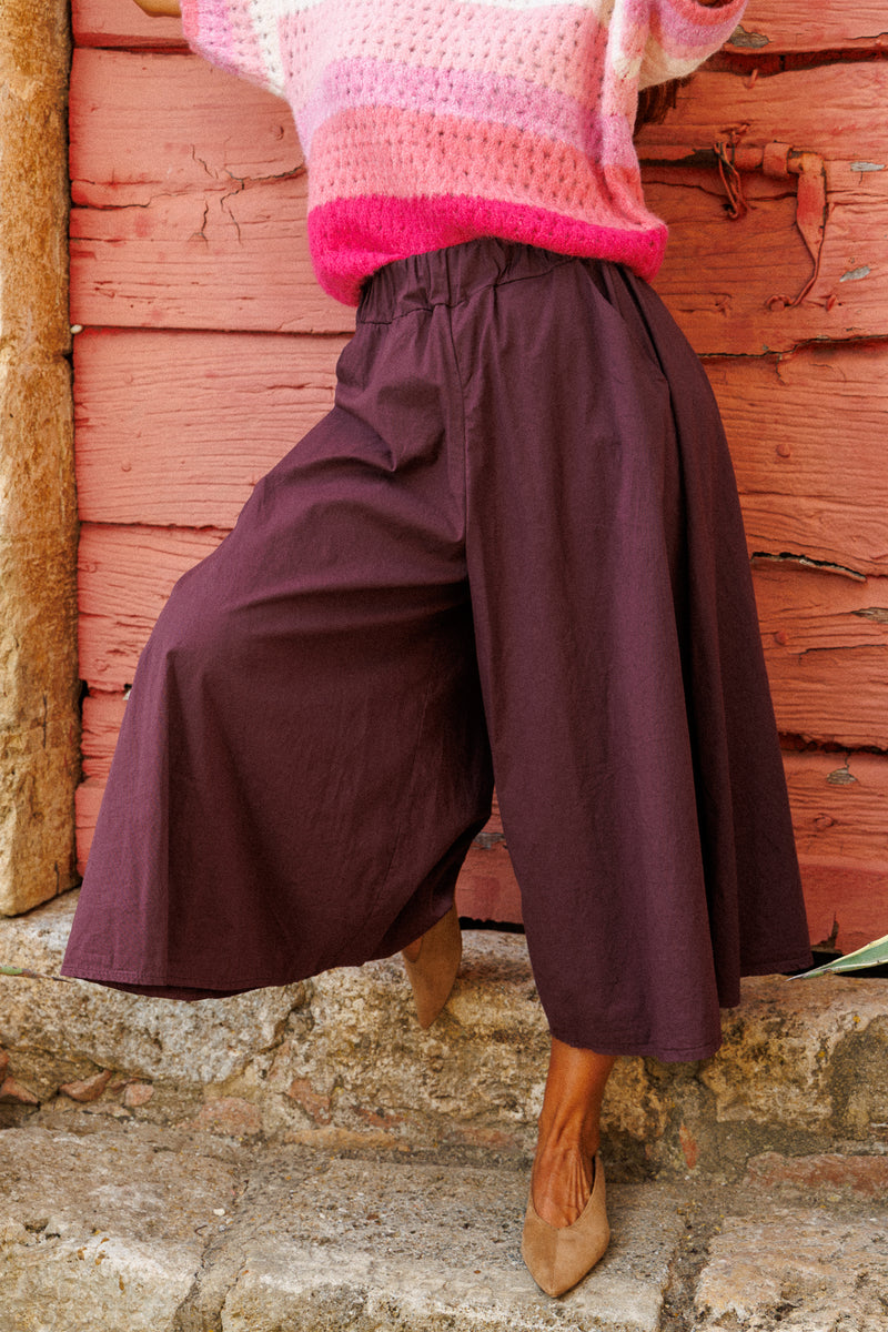 Red fig culottes