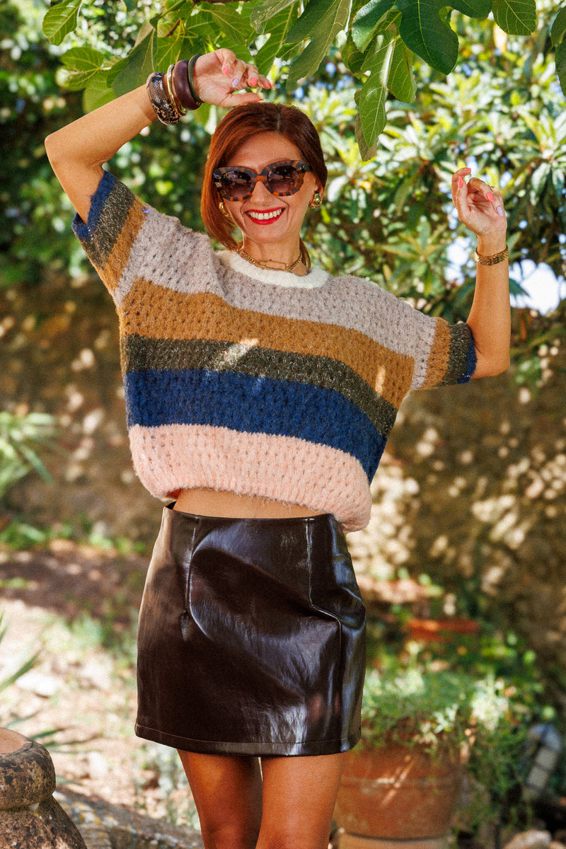 A leather skirt with the scent of cognac!