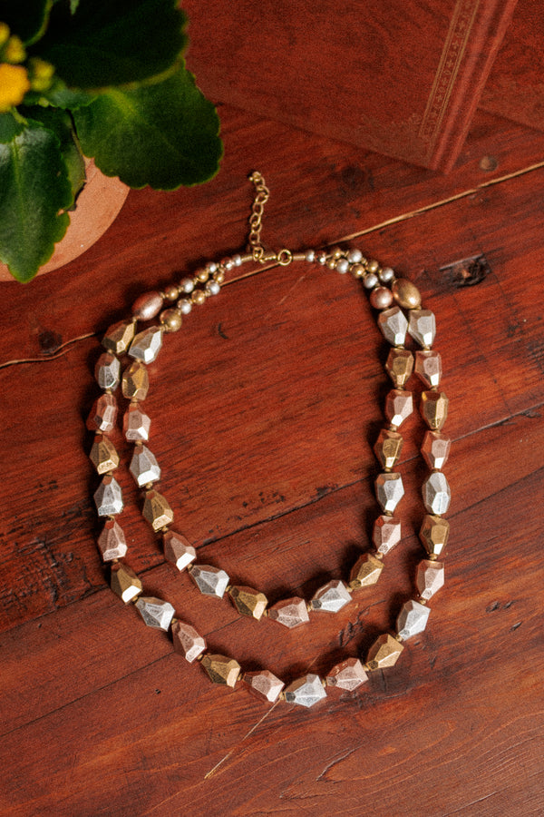 Rosy Touch necklace