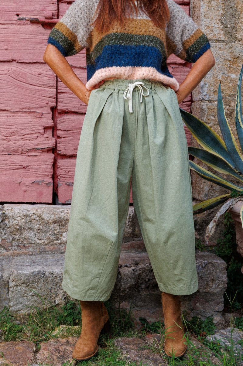 Pantalonii cruzi!