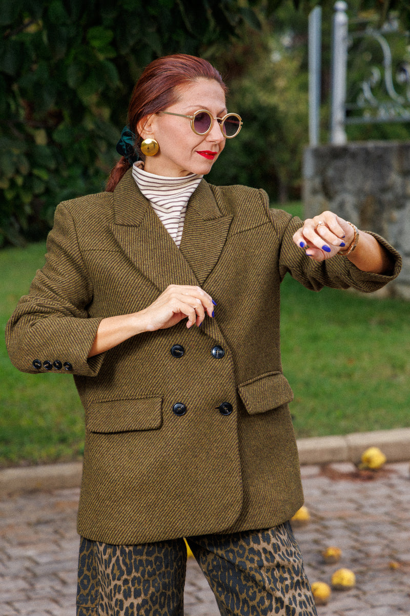 Timeless Beauty premium wool bouclé jacket (short coat).