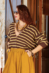 The great yellow-brown cardigan!