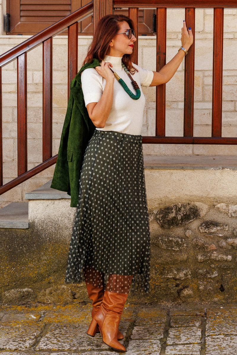 Another gorgeous polka dot tulle skirt!