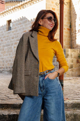 Timeless Beauty bouclé jacket (short coat).