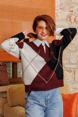 Пуловер с чаровна риза якичка!