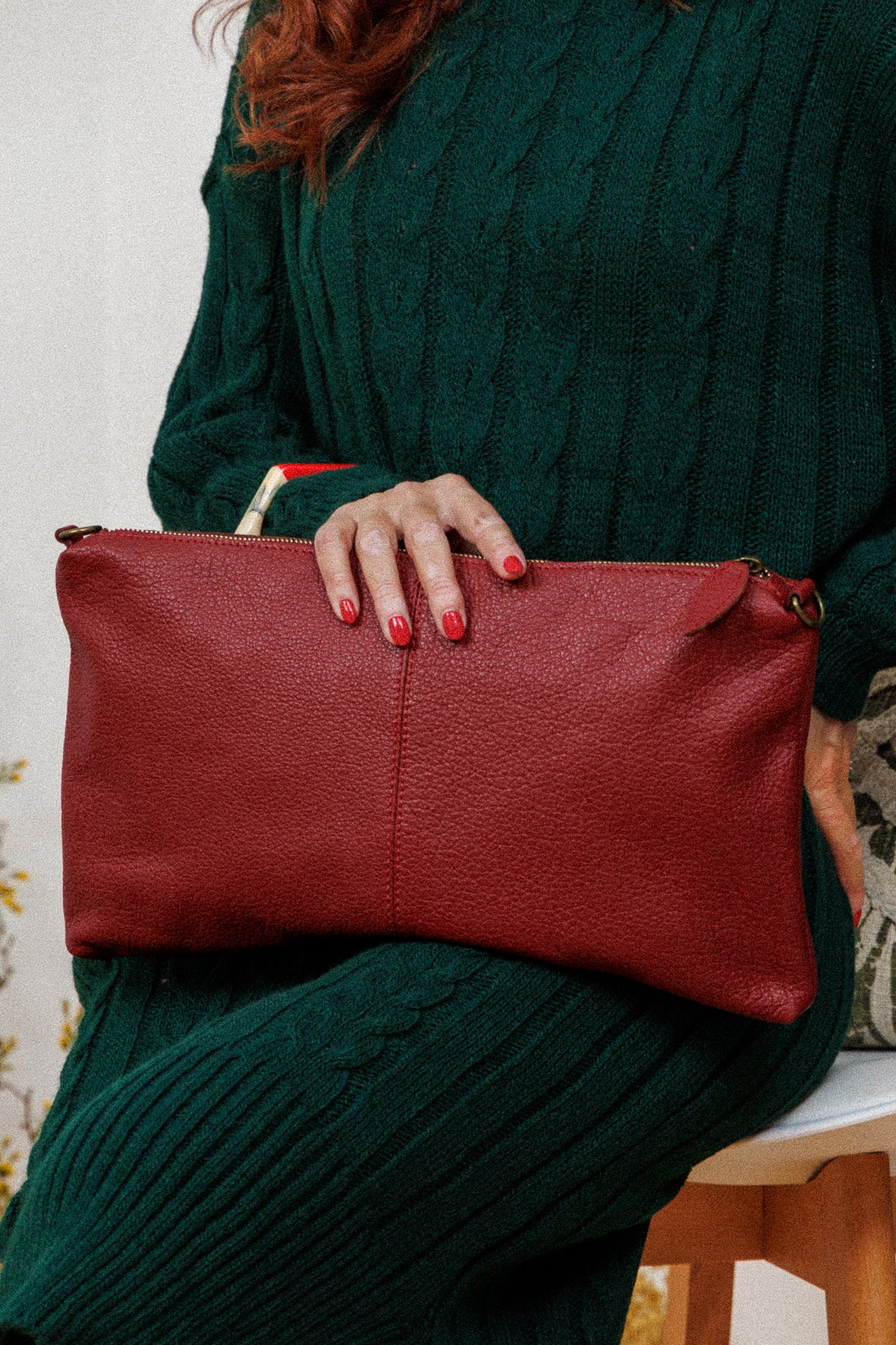 Leather clutch bag in red!