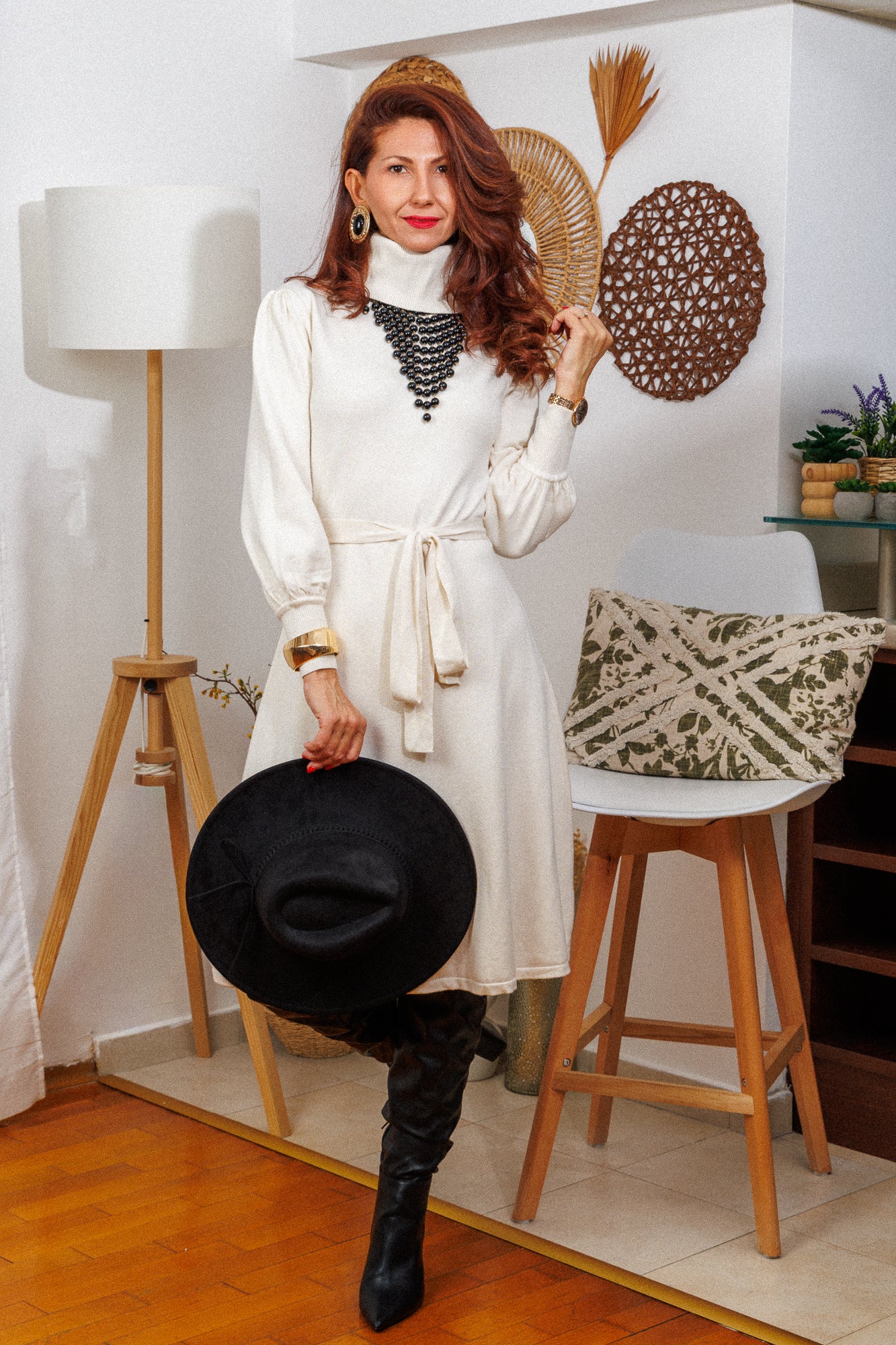 Rochie cu guler polo, albă!