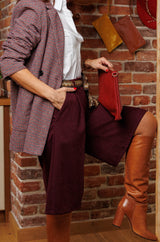 Кожена чанта-клъч в червено!