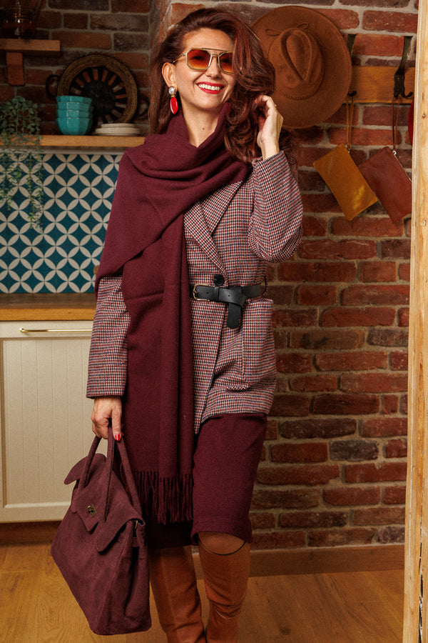 Winter scarf with fringe in two gorgeous colors!