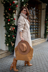 Шапка с периферия Light Brown!