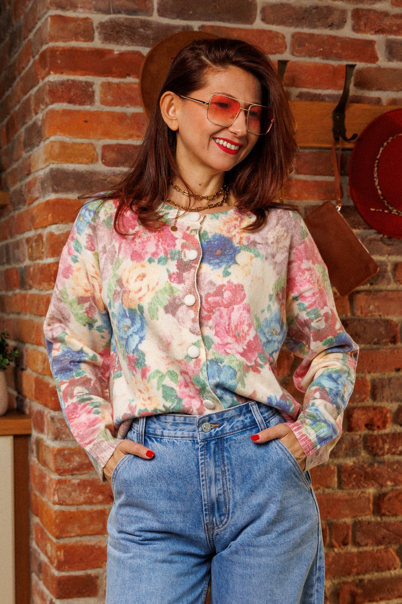 The most delicate floral cardigan!