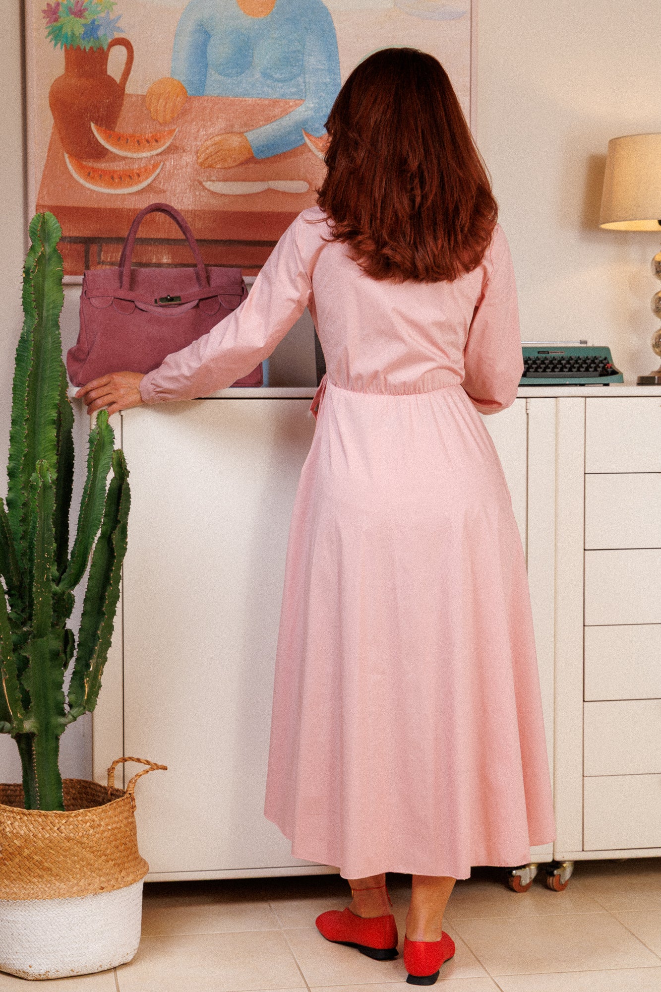 Красивата нежнорозова рокля!