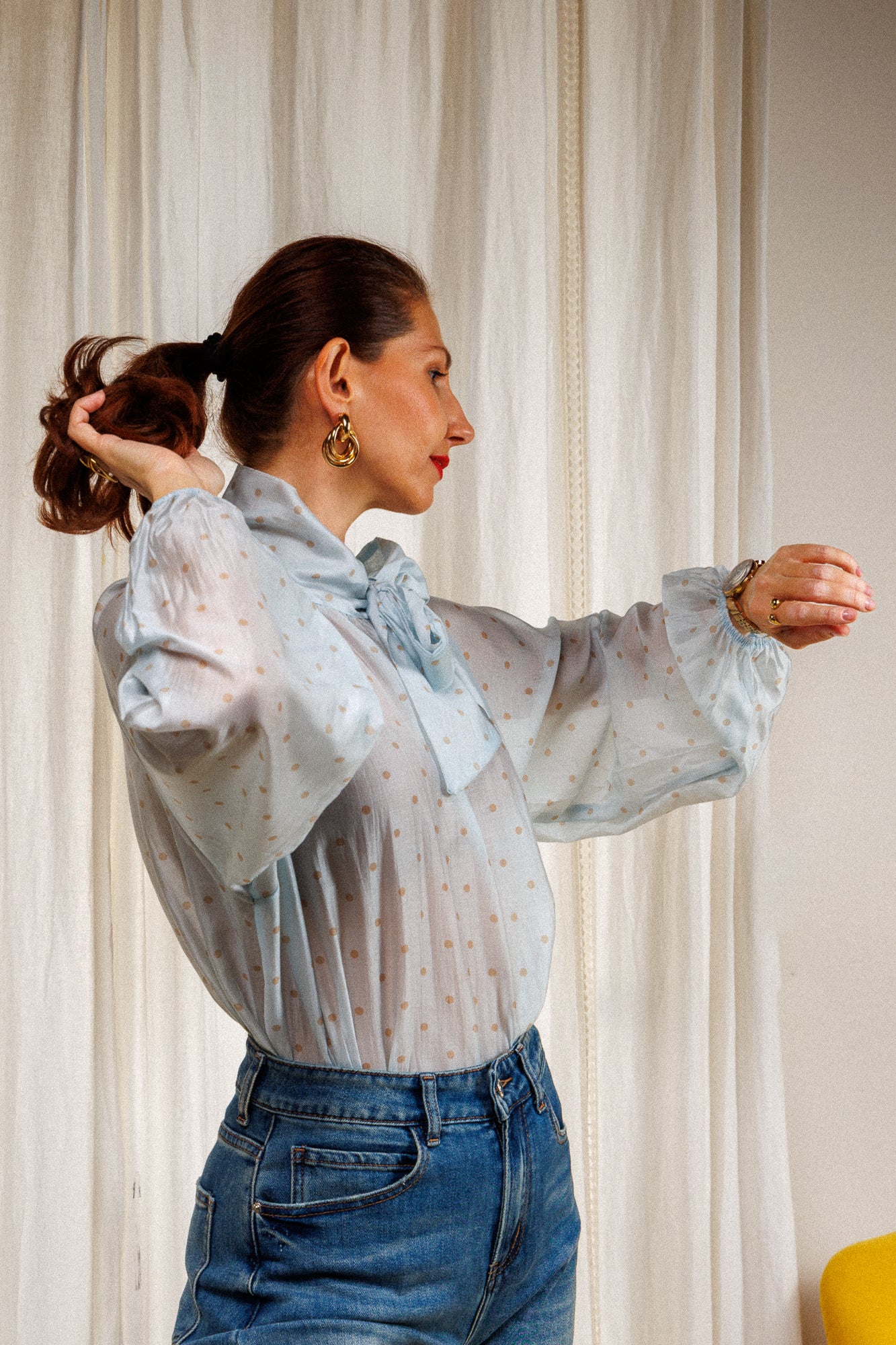 риза на точки, синя, панделка-връзка, свободна, ефирна, екологична, тенсел. елегантна, красива.